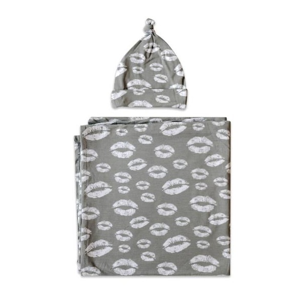 💋LS Gray Kisses Swaddle Set💋 - Picture 4 of 4